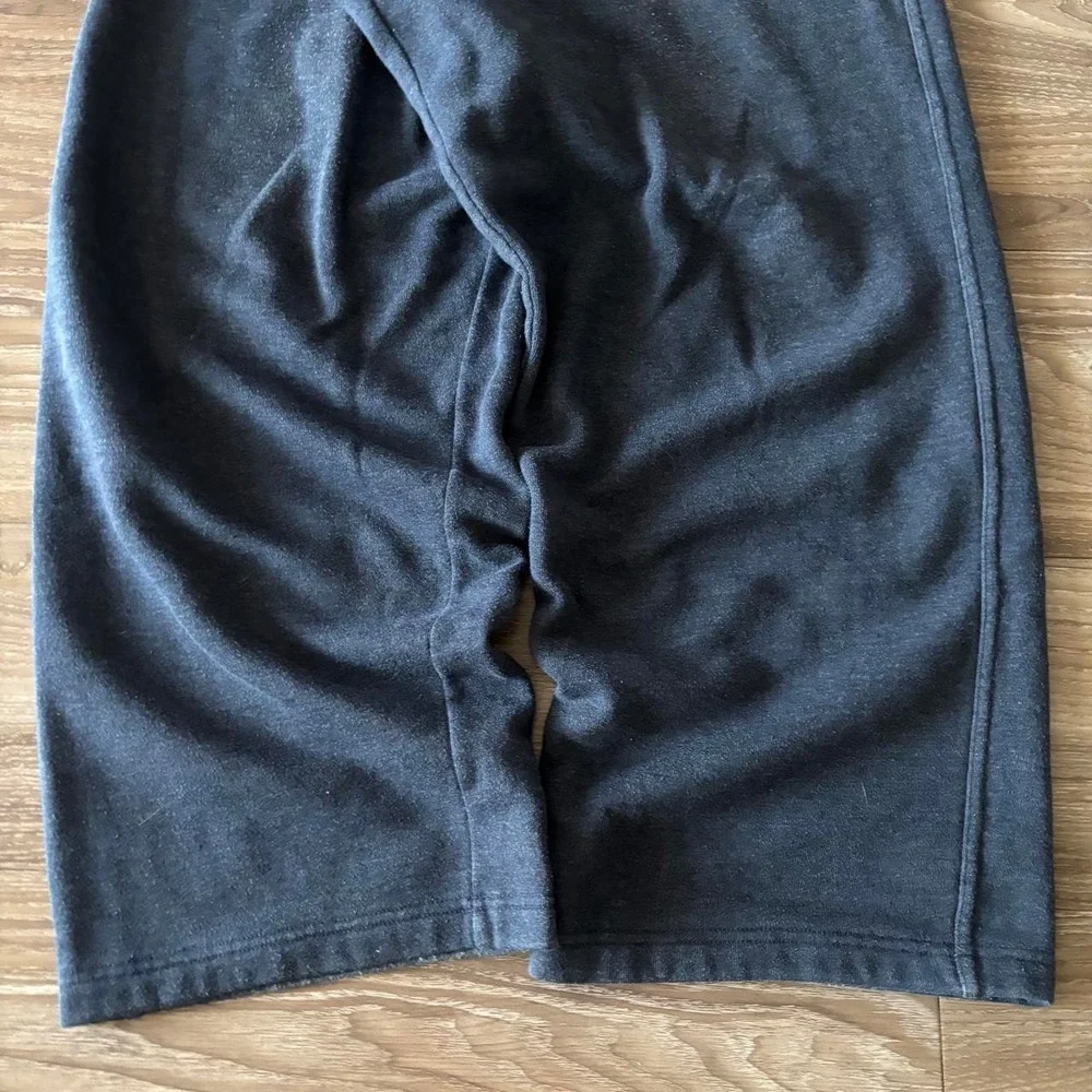 Vintage Y2K/2000s Baggy Navy Blue Starter Streetwear Essential Sweatpants!
